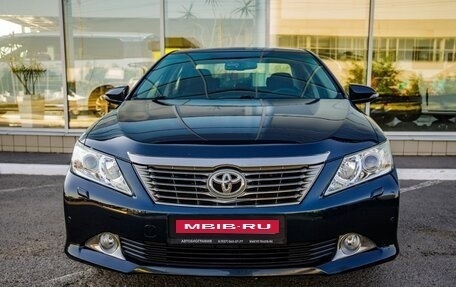 Toyota Camry, 2012 год, 1 828 000 рублей, 2 фотография