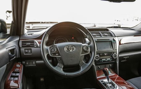 Toyota Camry, 2012 год, 1 828 000 рублей, 15 фотография