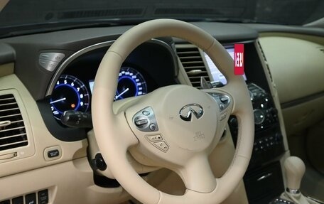 Infiniti FX II, 2013 год, 1 880 000 рублей, 14 фотография