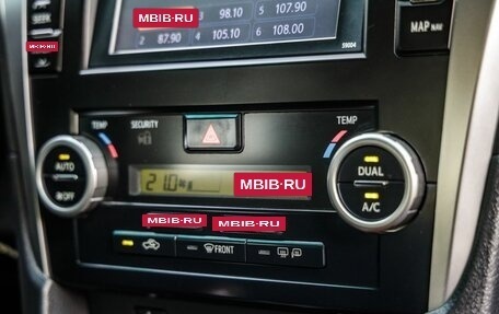 Toyota Camry, 2012 год, 1 828 000 рублей, 34 фотография