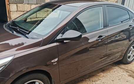 Hyundai Solaris II рестайлинг, 2015 год, 910 000 рублей, 15 фотография