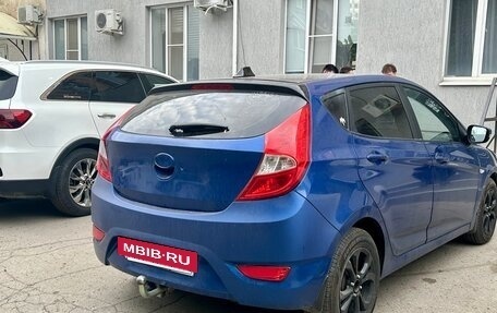 Hyundai Solaris II рестайлинг, 2013 год, 635 000 рублей, 3 фотография