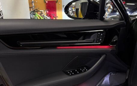 Porsche Panamera, 2024 год, 35 000 000 рублей, 16 фотография