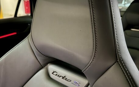 Porsche Panamera, 2024 год, 35 000 000 рублей, 15 фотография