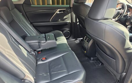 Lexus RX IV рестайлинг, 2018 год, 4 200 000 рублей, 10 фотография