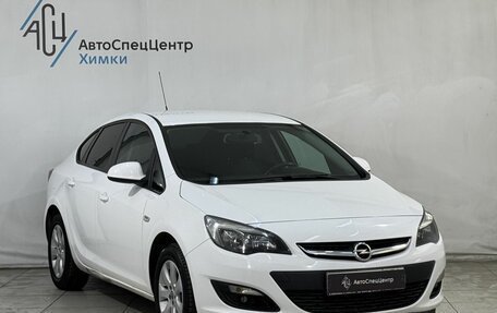 Opel Astra J, 2014 год, 999 800 рублей, 14 фотография