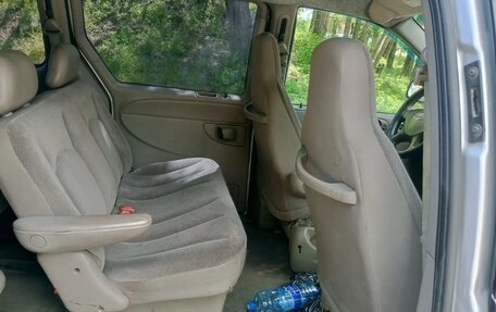 Chrysler Voyager IV, 2001 год, 545 000 рублей, 6 фотография