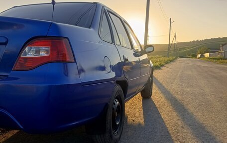Daewoo Nexia I рестайлинг, 2010 год, 240 000 рублей, 4 фотография