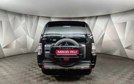 Mitsubishi Pajero IV, 2013 год, 2 179 000 рублей, 8 фотография