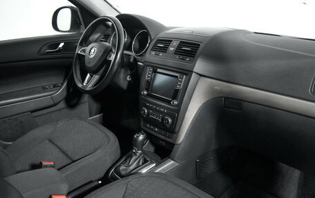Skoda Yeti I рестайлинг, 2016 год, 1 199 000 рублей, 13 фотография
