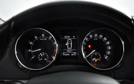 Skoda Yeti I рестайлинг, 2016 год, 1 199 000 рублей, 17 фотография