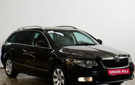 Skoda Superb III рестайлинг, 2013 год, 1 199 000 рублей, 2 фотография