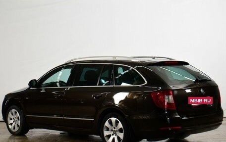 Skoda Superb III рестайлинг, 2013 год, 1 199 000 рублей, 3 фотография