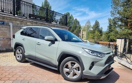 Toyota RAV4, 2020 год, 3 250 000 рублей, 1 фотография