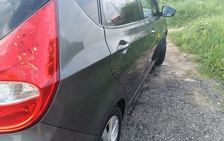 Hyundai Solaris II рестайлинг, 2011 год, 750 000 рублей, 6 фотография