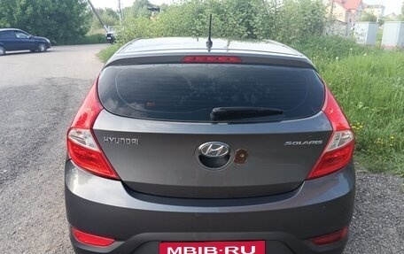 Hyundai Solaris II рестайлинг, 2011 год, 750 000 рублей, 5 фотография