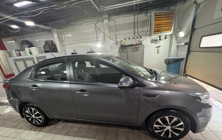 KIA Rio III рестайлинг, 2015 год, 930 000 рублей, 3 фотография