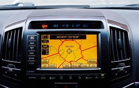 Toyota Land Cruiser 200, 2010 год, 3 200 000 рублей, 27 фотография