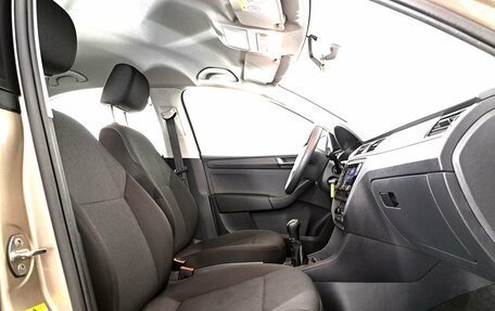 Skoda Rapid I, 2019 год, 1 350 000 рублей, 14 фотография