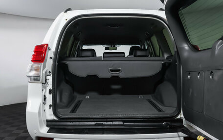 Toyota Land Cruiser Prado 150 рестайлинг 2, 2012 год, 2 750 000 рублей, 9 фотография
