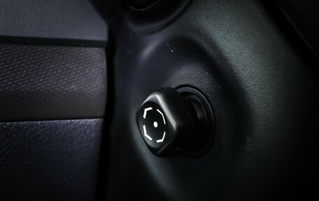 Toyota Land Cruiser Prado 150 рестайлинг 2, 2012 год, 2 750 000 рублей, 25 фотография