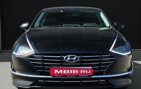 Hyundai Sonata VIII, 2019 год, 2 750 000 рублей, 2 фотография