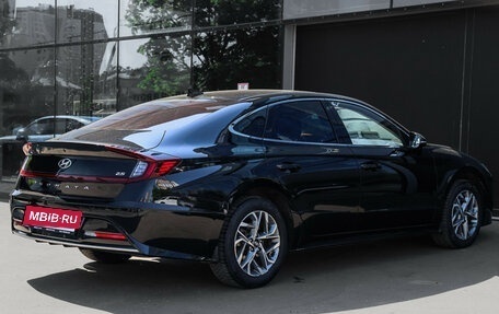 Hyundai Sonata VIII, 2019 год, 2 750 000 рублей, 4 фотография