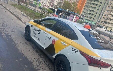 Hyundai Solaris II рестайлинг, 2020 год, 760 000 рублей, 3 фотография