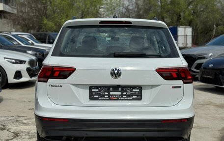 Volkswagen Tiguan II, 2020 год, 2 220 000 рублей, 3 фотография