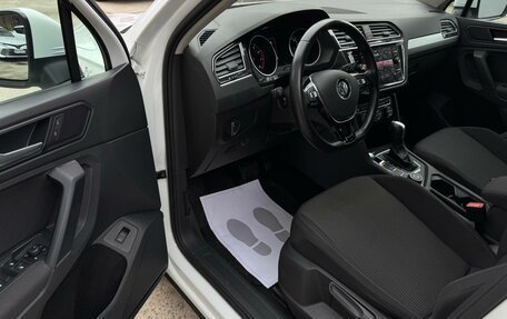 Volkswagen Tiguan II, 2020 год, 2 220 000 рублей, 10 фотография