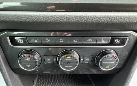 Volkswagen Tiguan II, 2020 год, 2 220 000 рублей, 19 фотография
