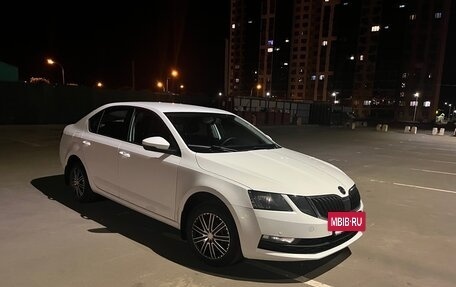 Skoda Octavia, 2017 год, 1 350 000 рублей, 2 фотография
