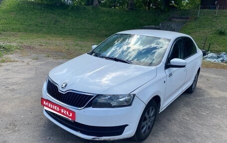 Skoda Rapid I, 2014 год, 550 000 рублей, 4 фотография