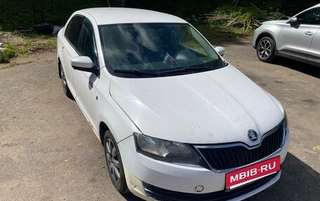 Skoda Rapid I, 2014 год, 550 000 рублей, 3 фотография
