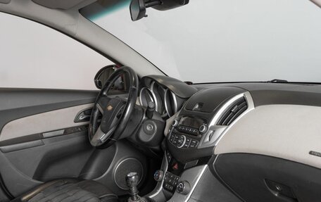 Chevrolet Cruze II, 2013 год, 800 000 рублей, 6 фотография