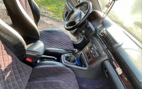 Audi A4, 1997 год, 700 000 рублей, 7 фотография