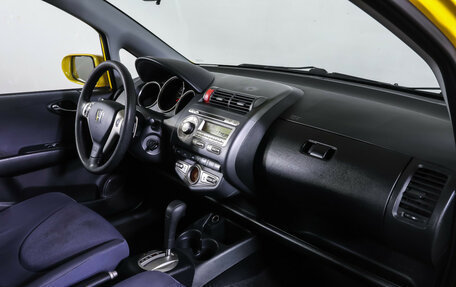 Honda Jazz I рестайлинг, 2006 год, 650 000 рублей, 10 фотография