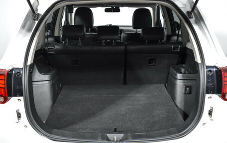 Mitsubishi Outlander III рестайлинг 3, 2017 год, 1 997 696 рублей, 19 фотография