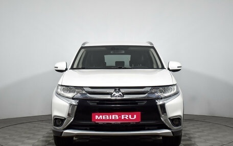 Mitsubishi Outlander III рестайлинг 3, 2017 год, 1 997 696 рублей, 2 фотография