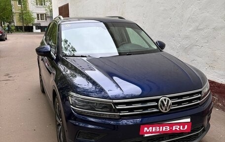 Volkswagen Tiguan II, 2019 год, 2 710 000 рублей, 3 фотография