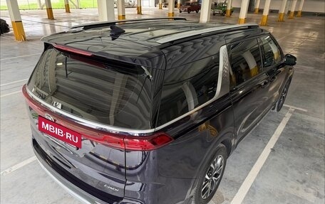 KIA Carnival, 2021 год, 3 447 000 рублей, 9 фотография
