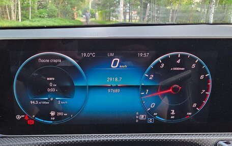 Mercedes-Benz A-Класс, 2018 год, 2 200 000 рублей, 10 фотография