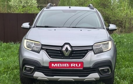 Renault Sandero II рестайлинг, 2022 год, 950 000 рублей, 5 фотография