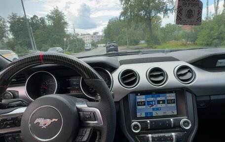 Ford Mustang VI рестайлинг, 2017 год, 2 650 000 рублей, 1 фотография