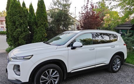 Hyundai Santa Fe IV, 2019 год, 2 790 000 рублей, 2 фотография