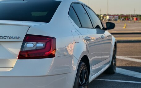 Skoda Octavia, 2017 год, 1 980 000 рублей, 10 фотография