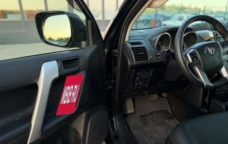 Toyota Land Cruiser Prado 150 рестайлинг 2, 2014 год, 3 250 000 рублей, 15 фотография