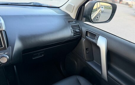 Toyota Land Cruiser Prado 150 рестайлинг 2, 2014 год, 3 250 000 рублей, 20 фотография
