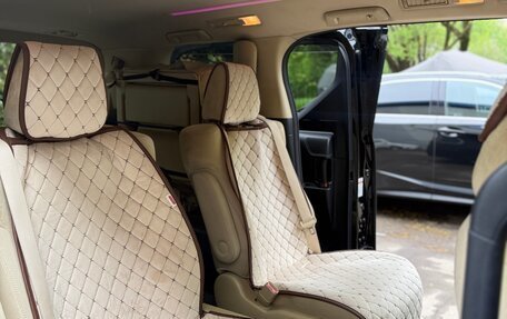 Toyota Alphard III, 2019 год, 4 700 000 рублей, 14 фотография