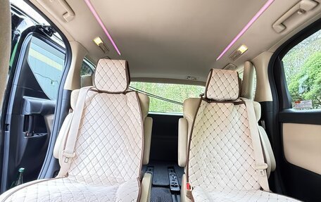 Toyota Alphard III, 2019 год, 4 700 000 рублей, 15 фотография